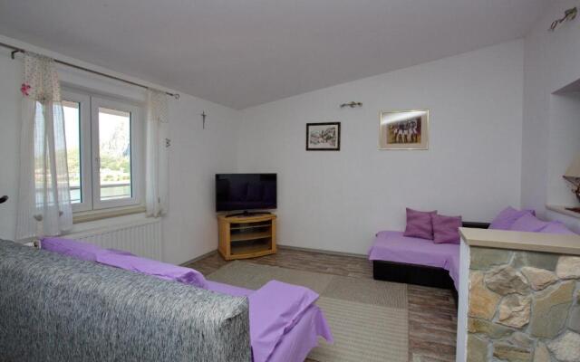 Apartment Lelas
