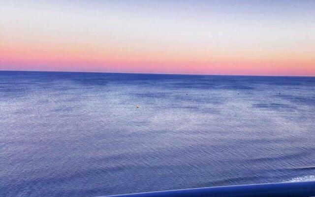 15th Floor Ocean Front