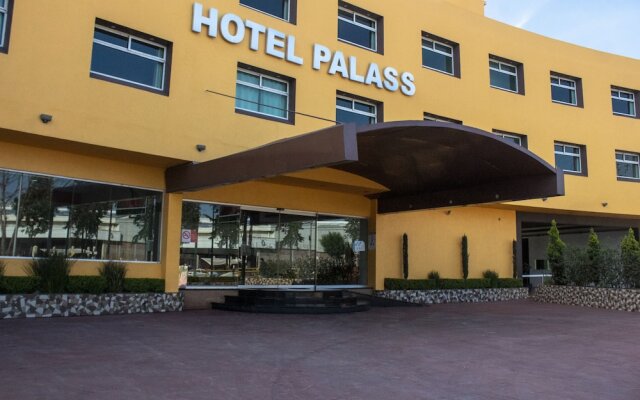 Hotel Palass