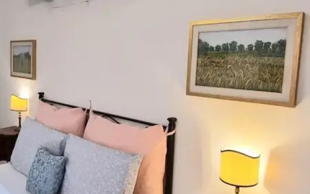 BnB 900