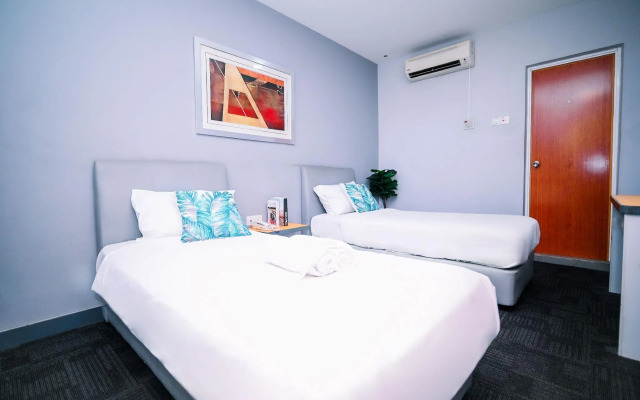 U Pac Hotel