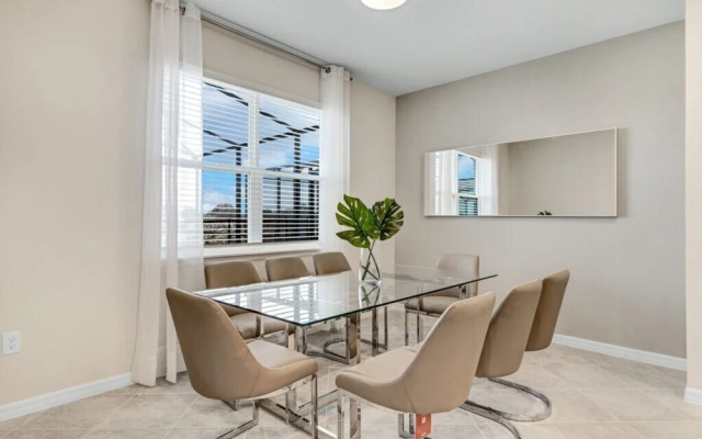 Summer Deal! 5 Bdrm Solterra Home!