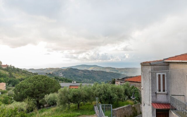 Peaceful Holiday Home in Perdifumo With Balcony