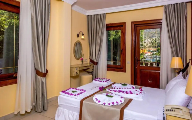 Palmetto Resort Hotel