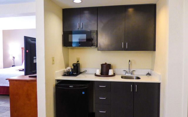 Hampton Inn Charleston-Southridge