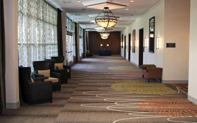 Doubletree by Hilton Hotel Norfolk Airport