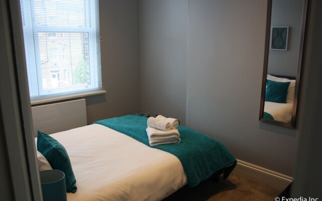 Barons Court Apartments By Flying Butler