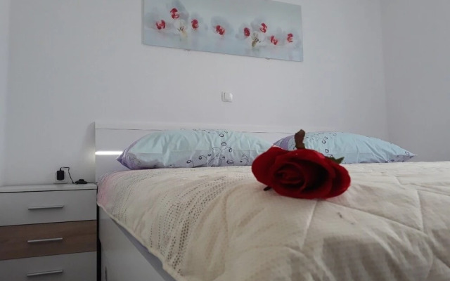 Memi - Great Location, Modern & Parking - A1 Marin