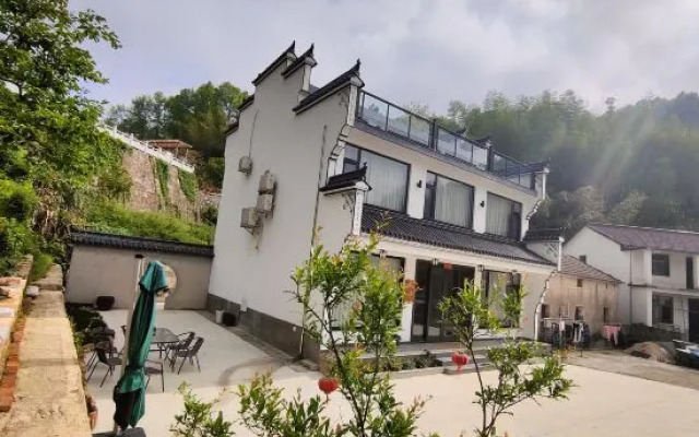 Jiuhuashan Fumanlou Homestay
