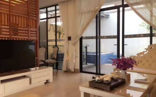 Hot Spring Party Luxury Resort Villa
