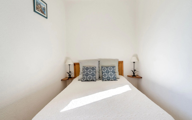 Vineyards & Village Stay