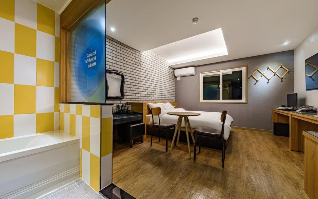 Chilgok Q Motel