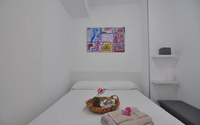 RNET - IR 08-09 Studios Roses Costa Brava