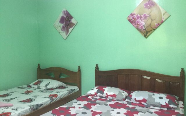 Villaluz Guesthouse