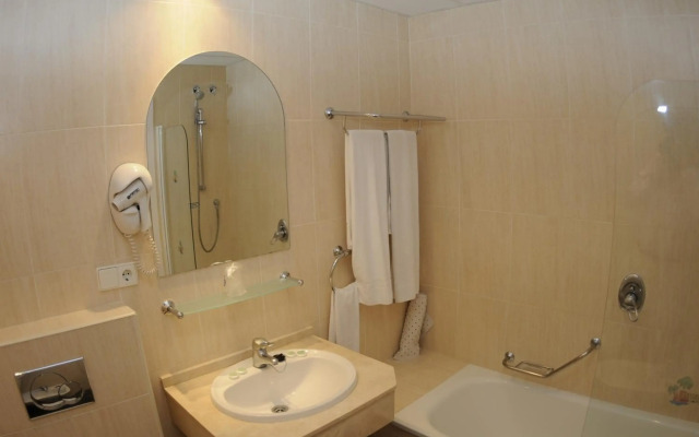 Crown Resorts Club Marbella