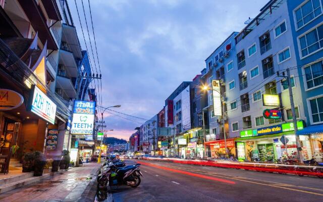 Luxur Boutique Hotel Patong