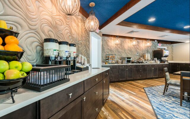 Mr. C Miami – Coconut Grove