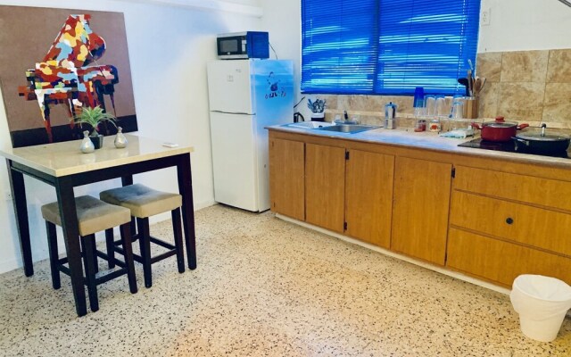 Atenas City Inn
