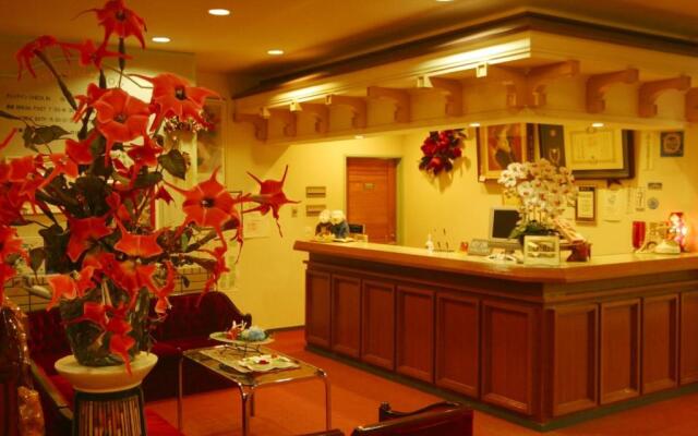 Hotel Sunny Valley