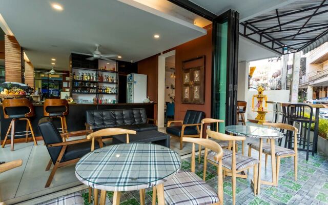 Moxi Boutique Hotel