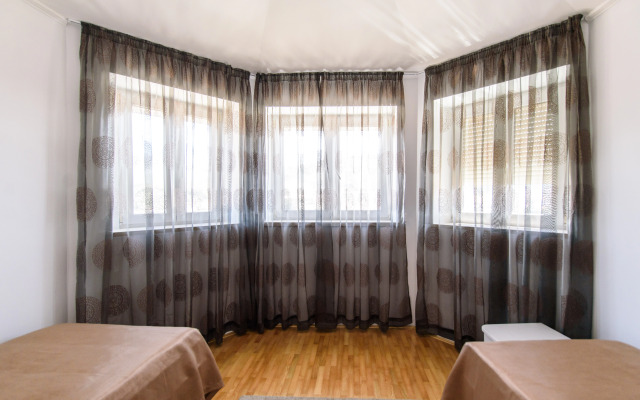 Villa Curic