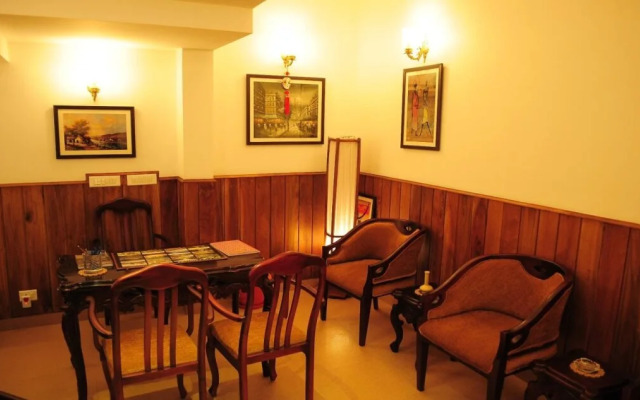 Garden Manor Hotel