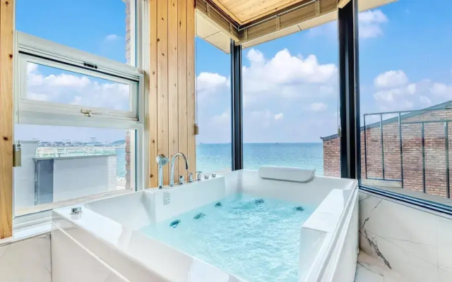 Sokcho Moreve Pension