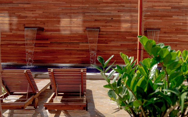 Pauli Boutique Hotel