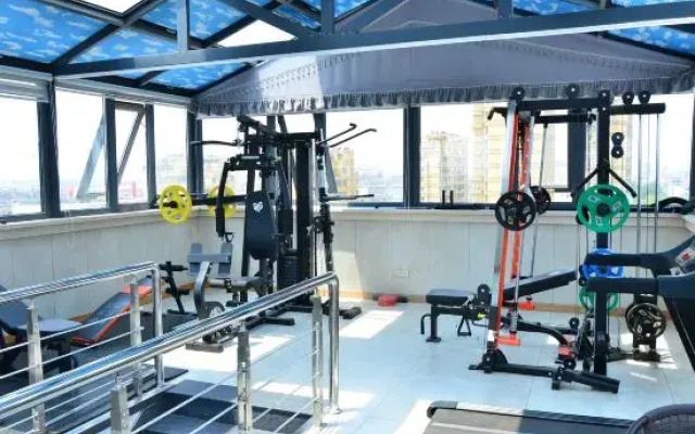 Homeinn Plus Hotel (Donghai Pedestrian Street Railway Station)