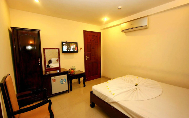 Galaxy Hotel Ngan Ha
