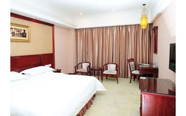 Vienna Hotel Shenzhen Longhua Qinghu Road Branch