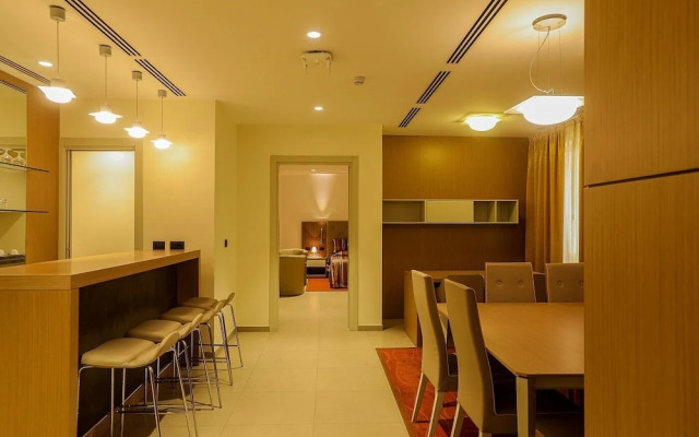 De-Lasmall Hotel and Resort Ltd