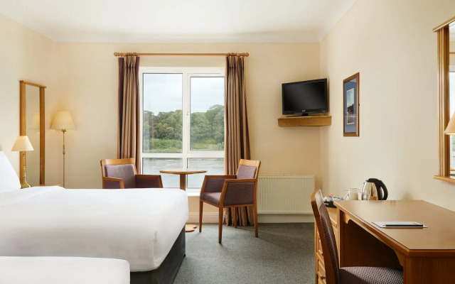 Waterford Marina Hotel