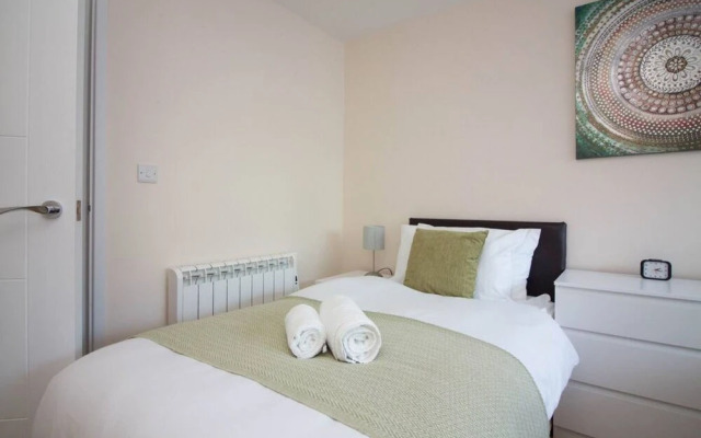 Stayzo Stylish Accommodation in Southampton 10