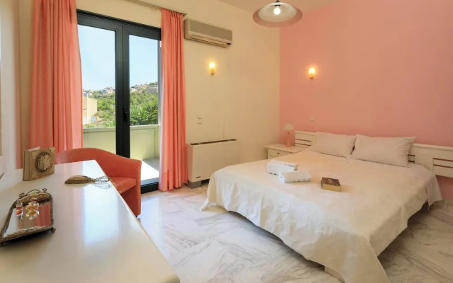 Koralia - Chania's Card Postal Villa Majestic View