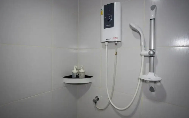 Pratunam Family House 2