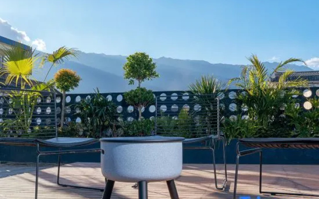 Dali AuroRose Sunrise Impression · French Art Designer Light Luxury Vacation Homestay – Outside – Dali