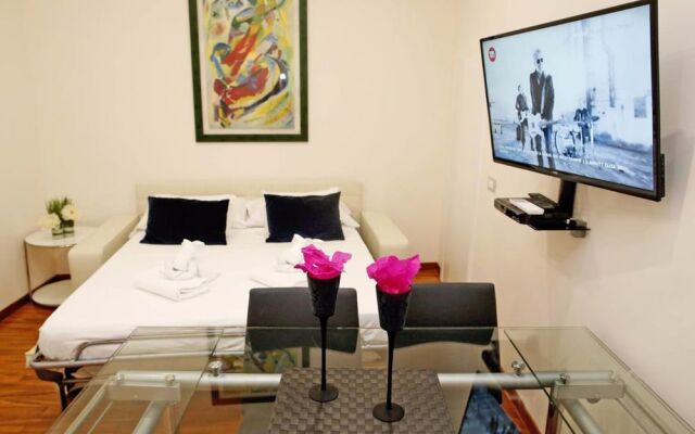 Spanish Steps Suite 128