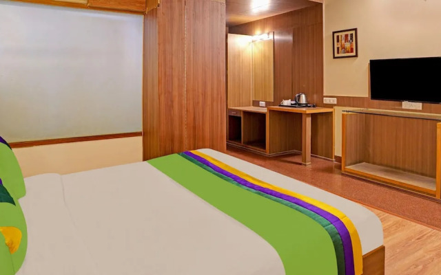 FabHotel Royal CM Bani Park