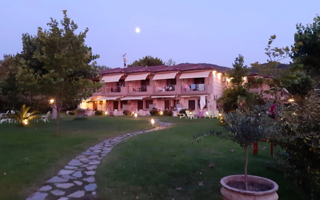 Chasapis Luxury Studios & Apartments