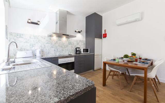 A34 - Aurora Apartment in Casa Feliz