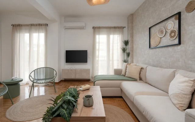 LIV - Seaside Getaway in Glyfada