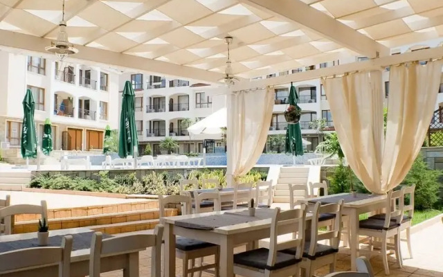 Paradise Bay Hotel