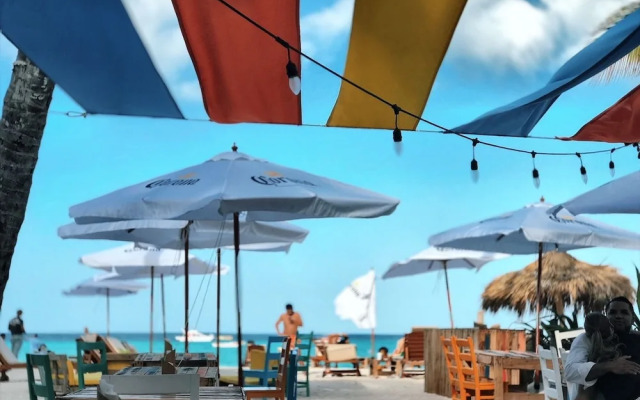 Las Terrazas VIP Pool Beach Club & Spa