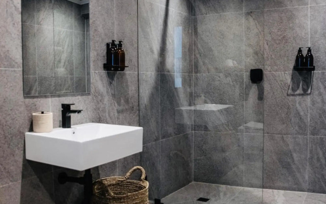 Sea Castle Hotel Camps Bay