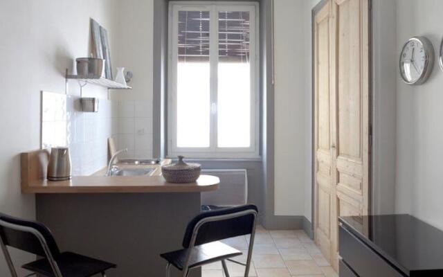 Fenetre sur Cour -apprt