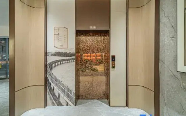Wanzhu Hotel (Dongfanghong Square · Gannan Road Branch)