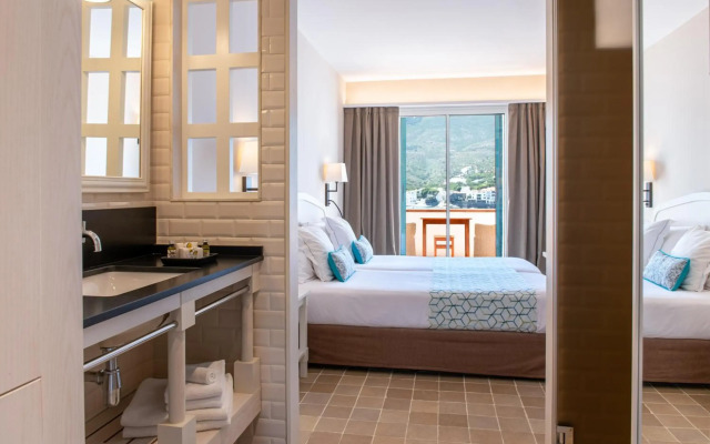 Hotel Playa Sol