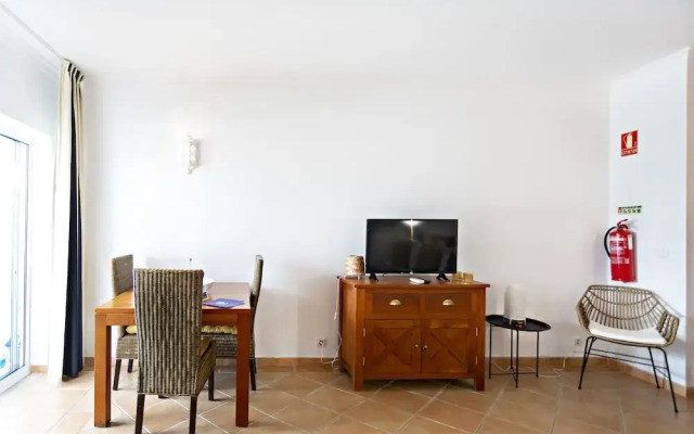 QV 11 - Stripes Apartment - Quinta Velha