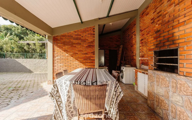 Pleasant Townhouse w/ BBQ 90m From the Sea Rdd657